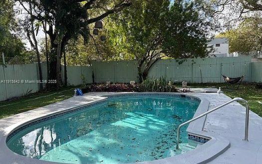 Single Family Home for Sale in Miami, FL 33127 – 4 Bedrooms, 2 Baths – $550000