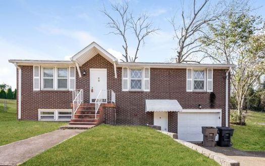 4-Bedroom Single Family Home for Rent in Antioch, TN 37013 – $2065/mo | 2 Baths | Updated 2025