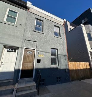 2-Bedroom Townhouse  for Rent in Philadelphia, PA 19125 – $2200/mo | 2 Baths | Updated 2025