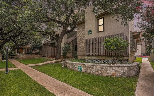 Condo for Sale in San Antonio, TX 78248 – 2 Bedrooms, 2 Baths – $180000