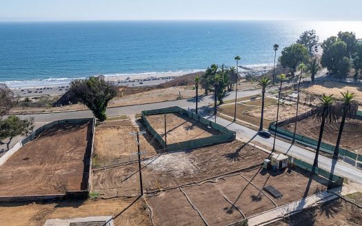 Lot for Sale in Pacific Palisades, CA 90272 – 1 Bedroom, 1 Bath – $3450000