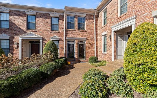 Condo for Sale in Nashville, TN 37215 – 2 Bedrooms, 2 Baths – $385000
