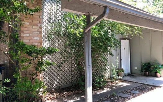2-Bedroom Multi Family Home for Rent in Austin, TX 78745 – $1400/mo | 1 Baths | Updated 2025