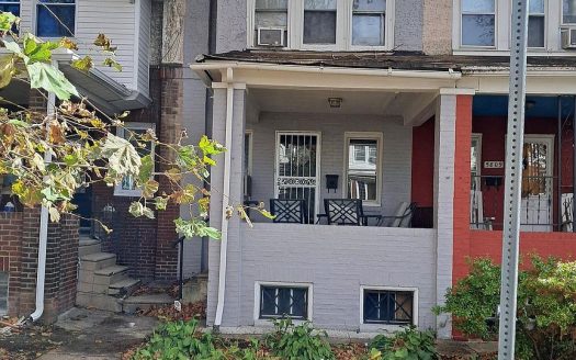 Townhouse for Sale in Philadelphia, PA 19120 – 3 Bedrooms, 2 Baths – $190000