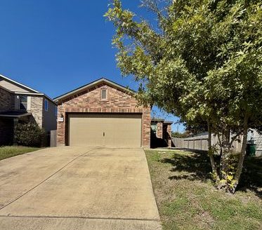 3-Bedroom Single Family Home for Rent in Austin, TX 78724 – $1895/mo | 2 Baths | Updated 2025
