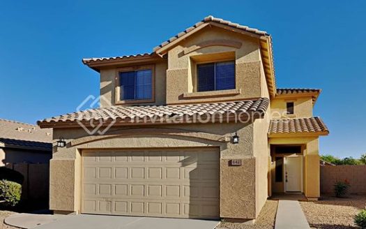4-Bedroom Single Family Home for Rent in Phoenix, AZ 85043 – $2075/mo | 3 Baths | Updated 2025