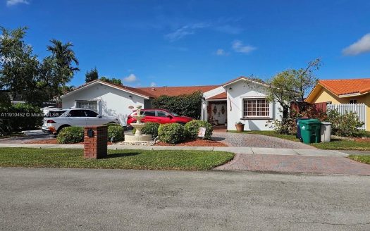 Single Family Home for Sale in Miami, FL 33184 – 4 Bedrooms, 3 Baths – $1100000