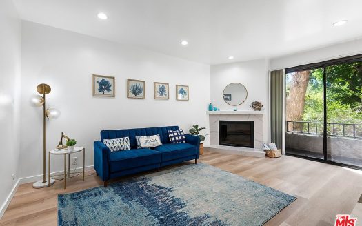 Condo for Sale in Playa Del Rey, CA 90293 – 1 Bedroom, 1 Bath – $549999