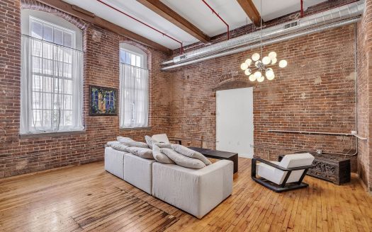 Condo for Sale in Nashville, TN 37208 – 1 Bedroom, 1 Bath – $484900