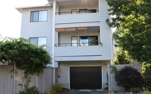 2-Bedroom Apartment  for Rent in Seattle, WA 98136 – $2800/mo | 2 Baths | Updated 2025