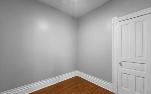 3-Bedroom Apartment  for Rent in Chicago, IL 60616 – $1650/mo | 1 Baths | Updated 2025