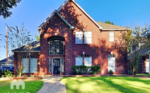 5-Bedroom Single Family Home for Rent in Houston, TX 77069 – $2375/mo | 4 Baths | Updated 2025