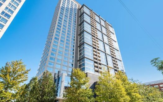 2-Bedroom Single Family Home for Rent in Chicago, IL 60616 – $3300/mo | 2 Baths | Updated 2025