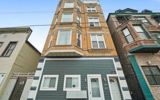 2-Bedroom Single Family Home for Rent in Chicago, IL 60608 – $2100/mo | 1 Baths | Updated 2025