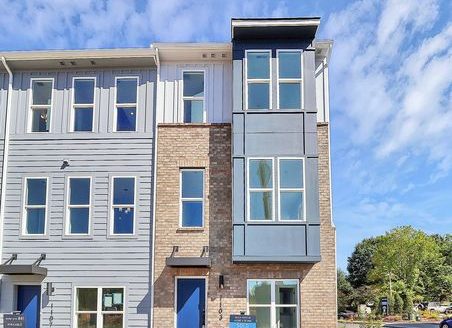 4-Bedroom Townhouse  for Rent in Charlotte, NC 28206 – $3500/mo | 5 Baths | Updated 2025