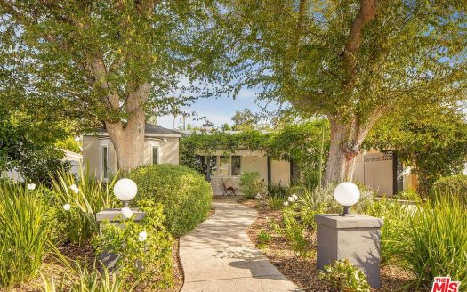 Single Family Home for Sale in Sherman Oaks, CA 91423 – 3 Bedrooms, 3 Baths – $1899000