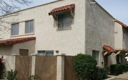 2-Bedroom Townhouse  for Rent in Phoenix, AZ 85020 – $1400/mo | 2 Baths | Updated 2025