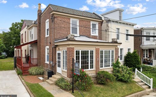Single Family Home for Sale in Philadelphia, PA 19128 – 3 Bedrooms, 2 Baths – $499000