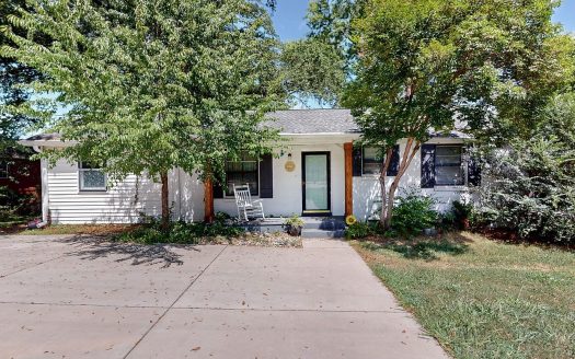 Single Family Home for Sale in Nashville, TN 37211 – 3 Bedrooms, 2 Baths – $385000