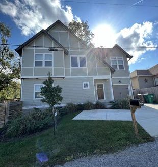 3-Bedroom Single Family Home for Rent in Nashville, TN 37216 – $2995/mo | 3 Baths | Updated 2025