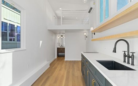1-Bedroom Apartment for Rent in Austin, TX 78721 – $1400/mo | 1 Baths | Updated 2025
