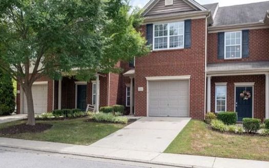 3-Bedroom Townhouse for Rent in Brentwood, TN 37027 – $2200/mo | 3 Baths | Updated 2025