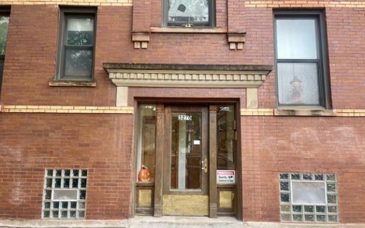2-Bedroom Single Family Home for Rent in Chicago, IL 60647 – $1850/mo | 1 Baths | Updated 2025