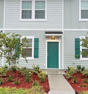 2-Bedroom Townhouse for Rent in Jacksonville, FL 32256 – $1650/mo | 3 Baths | Updated 2025