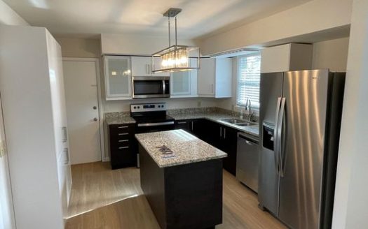 3-Bedroom Single Family Home for Rent in Old Hickory, TN 37138 – $2200/mo | 2 Baths | Updated 2025