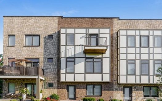 3-Bedroom Townhouse  for Rent in Nashville, TN 37209 – $2689/mo | 4 Baths | Updated 2025