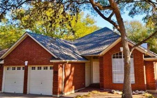 3-Bedroom Single Family Home for Rent in Austin, TX 78749 – $2795/mo | 2 Baths | Updated 2025