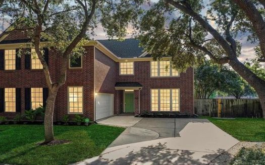 3-Bedroom Single Family Home for Rent in Houston, TX 77082 – $2600/mo | 3 Baths | Updated 2025
