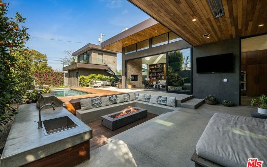 Single Family Home for Sale in Venice, CA 90291 – 5 Bedrooms, 6 Baths – $5920000