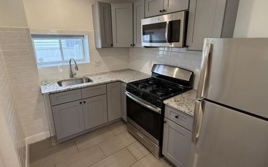 4-Bedroom Single Family Home for Rent in Philadelphia, PA 19125 – $2800/mo | 1 Baths | Updated 2025