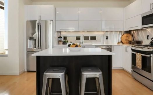 3-Bedroom Townhouse  for Rent in Seattle, WA 98107 – $4150/mo | 2 Baths | Updated 2025