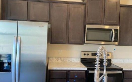 2-Bedroom Townhouse for Rent in Jacksonville, FL 32211 – $1585/mo | 3 Baths | Updated 2025