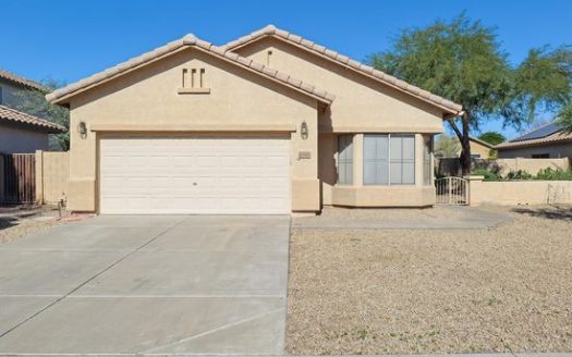 3-Bedroom Single Family Home for Rent in Phoenix, AZ 85043 – $1900/mo | 2 Baths | Updated 2025