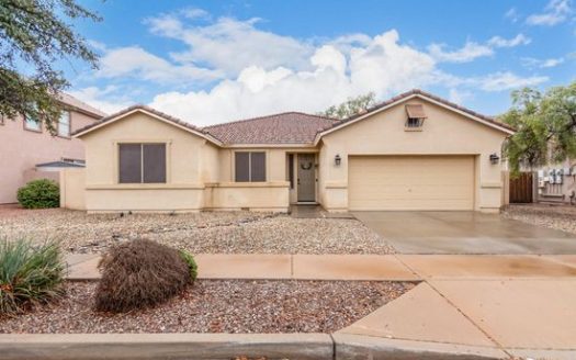 3-Bedroom Single Family Home for Rent in Phoenix, AZ 85041 – $2250/mo | 2 Baths | Updated 2025