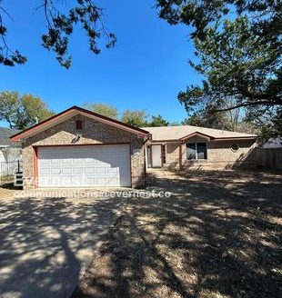 4-Bedroom Single Family Home for Rent in Austin, TX 78745 – $1945/mo | 2 Baths | Updated 2025