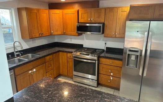 2-Bedroom Apartment  for Rent in Seattle, WA 98122 – $2500/mo | 2 Baths | Updated 2025