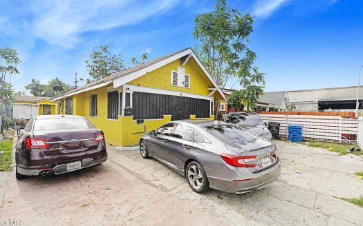 Multi Family Home for Sale in Los Angeles, CA 90003 – 12 Bedrooms, 6 Baths – $695000