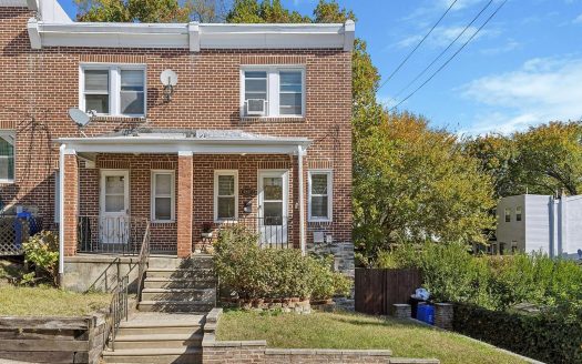 Townhouse for Sale in Philadelphia, PA 19128 – 3 Bedroom, 1 Bath – $279900