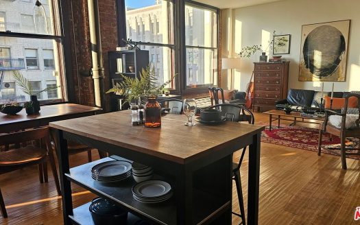 Condo for Sale in Los Angeles, CA 90013 – 1 Bedroom, 1 Bath – $568000
