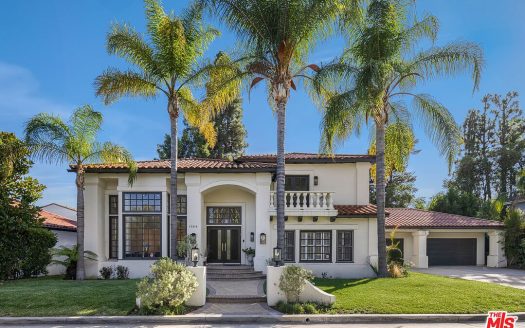 Single Family Home for Sale in Encino, CA 91436 – 5 Bedrooms, 5 Baths – $3150000