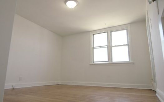 4-Bedroom Townhouse  for Rent in Philadelphia, PA 19151 – $2250/mo | 2 Baths | Updated 2025