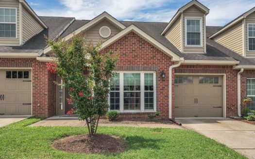 Townhouse for Sale in Nashville, TN 37214 – 3 Bedrooms, 2 Baths – $374900