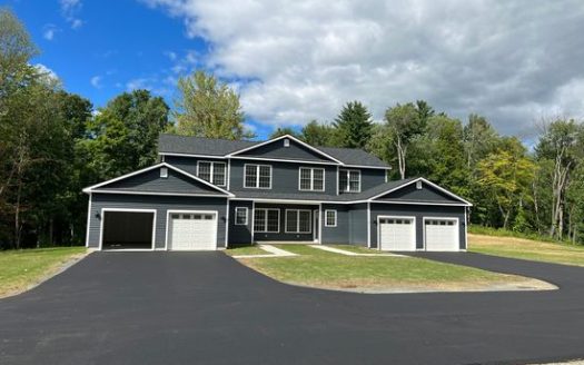 3-Bedroom Townhouse for Rent in Clifton Park, NY 12065 – $3300/mo | 3 Baths | Updated 2025