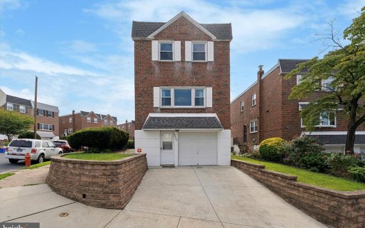 Single Family Home for Sale in Philadelphia, PA 19128 – 4 Bedrooms, 3 Baths – $420000
