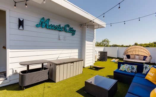 Townhouse for Sale in Nashville, TN 37208 – 4 Bedrooms, 4 Baths – $750000