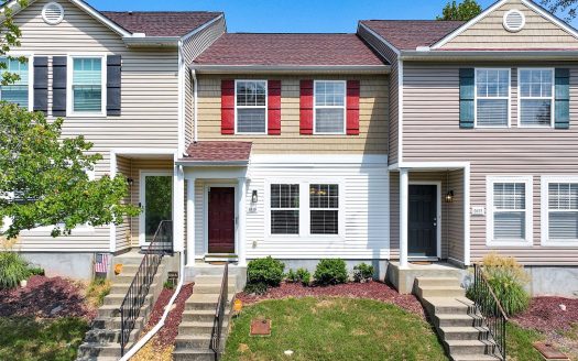 Townhouse for Sale in Antioch, TN 37013 – 2 Bedrooms, 3 Baths – $260000